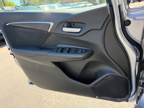 Used 2019 Honda Fit EX image 20