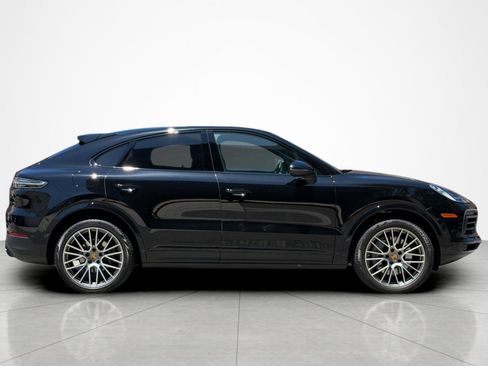 Used 2023 Porsche Cayenne Platinum Edition w/ Towing Package w/o Tow Ball AWD/4WD image 6