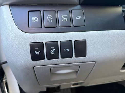 Used 2017 Toyota Highlander Limited Platinum image 19