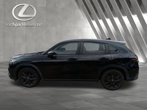 Used 2024 Honda HR-V Sport image 1