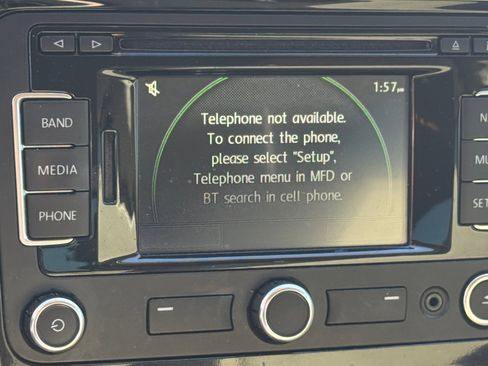 Used 2014 Volkswagen Passat 1.8T SE image 21