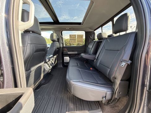 Certified 2022 Ford F150 Lariat w/ Equipment Group 502A High image 37