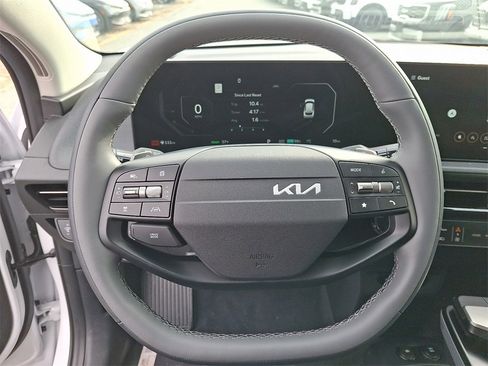 New 2025 Kia EV6 Light w/ Light LR Technology Package image 10