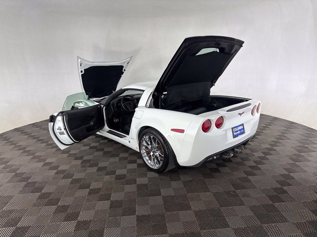 Used 2012 Chevrolet Corvette Grand Sport w/ 3LT Preferred Equipment Group RWD image 26