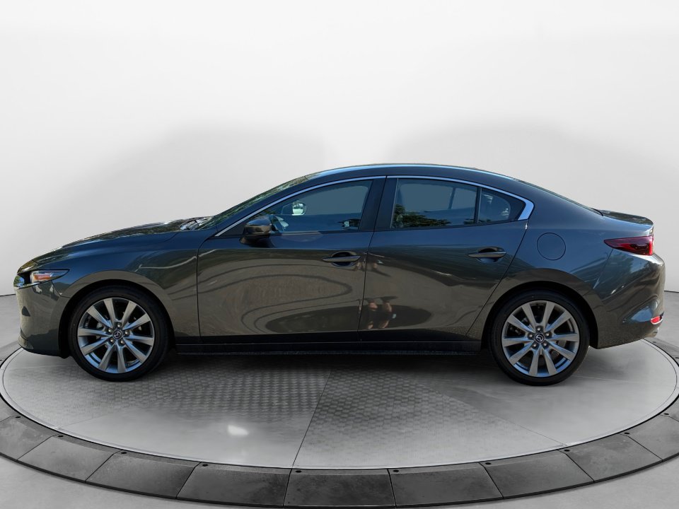 Used 2022 MAZDA MAZDA3 s FWD image 4