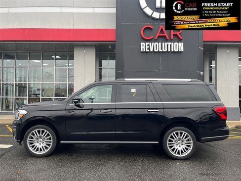 Used 2024 Ford Expedition Max Limited AWD/4WD image 5