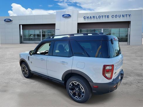 New 2025 Ford Bronco Sport Outer Banks w/ Outer Banks Tech Package+ AWD/4WD image 3