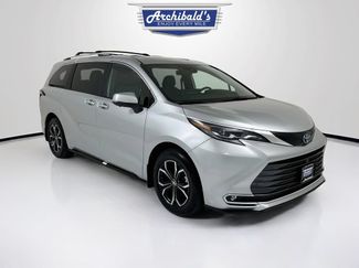 Used 2025 Toyota Sienna Platinum AWD/4WD 360° Tour