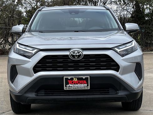 Used 2024 Toyota RAV4 XLE image 7