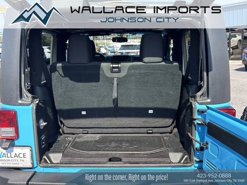 Used 2017 Jeep Wrangler Sport w/ Quick Order Package 24S AWD/4WD image 40