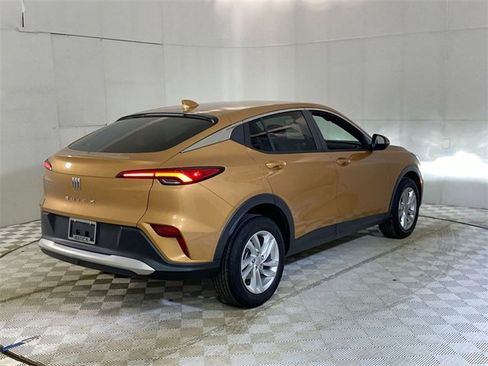 Used 2024 Buick Envista Preferred w/ Convenience I Package image 18