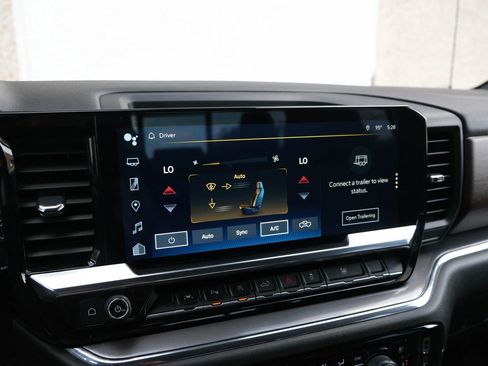 Used 2023 Chevrolet Silverado 1500 High Country image 55