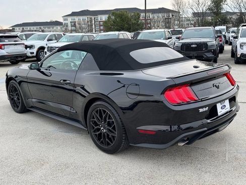 Used 2022 Ford Mustang Premium image 9