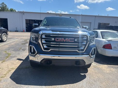 Used 2021 GMC Sierra 1500 SLT w/ SLT Premium Plus Package AWD/4WD image 2