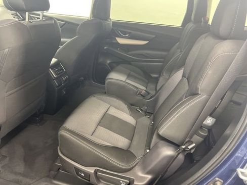 Used 2022 Subaru Ascent Premium w/ Convenience Package AWD/4WD image 9