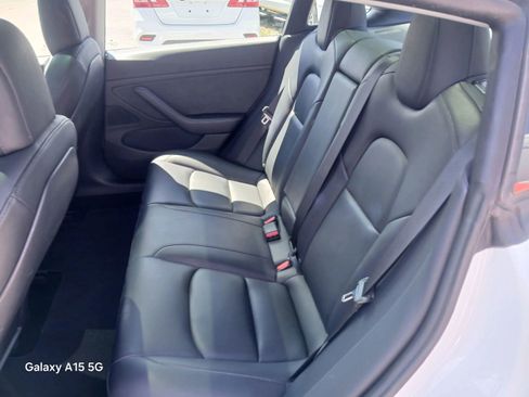 Used 2021 Tesla Model 3 Long Range image 11