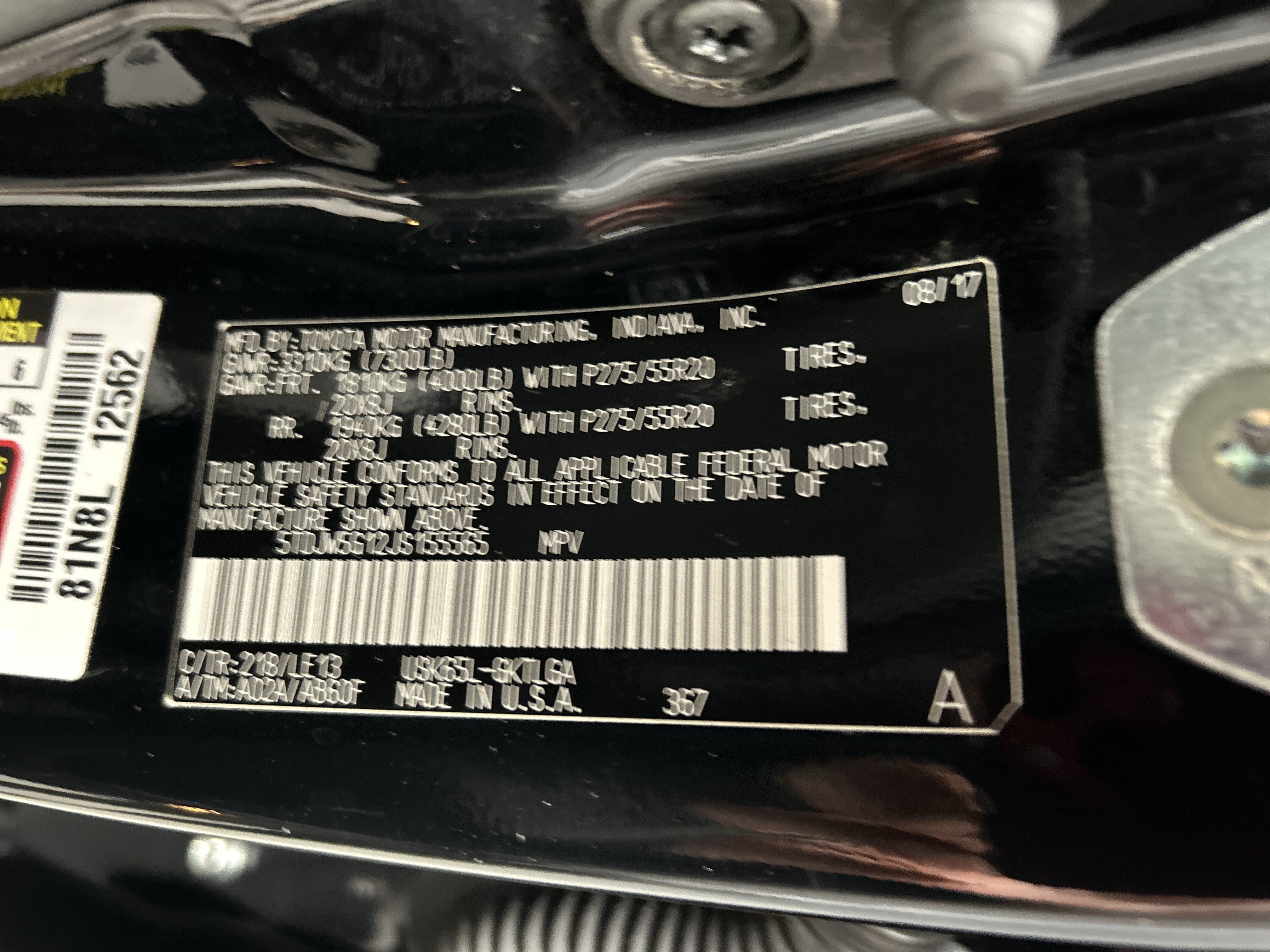 Used 2018 Toyota Sequoia Limited w/ Safety & Convenience Package AWD/4WD image 34