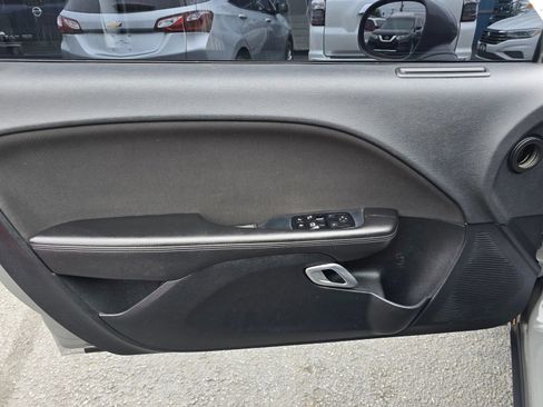 Used 2018 Dodge Challenger SXT RWD image 18