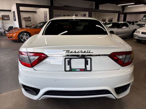 Used 2018 Maserati GranTurismo Sport image 9