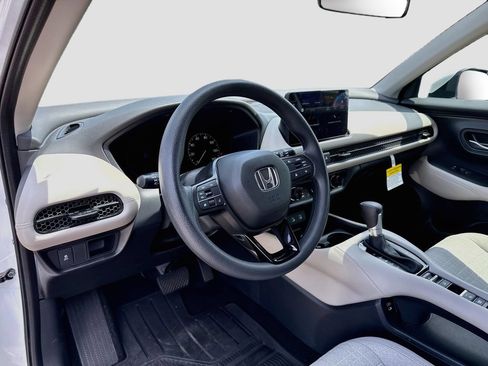 Used 2026 Honda HR-V LX image 10