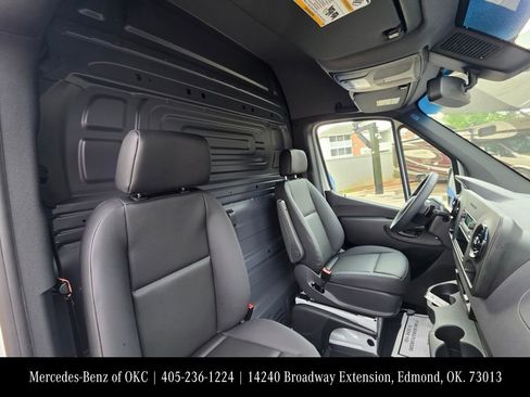 New 2026 Mercedes-Benz Sprinter 2500 image 13