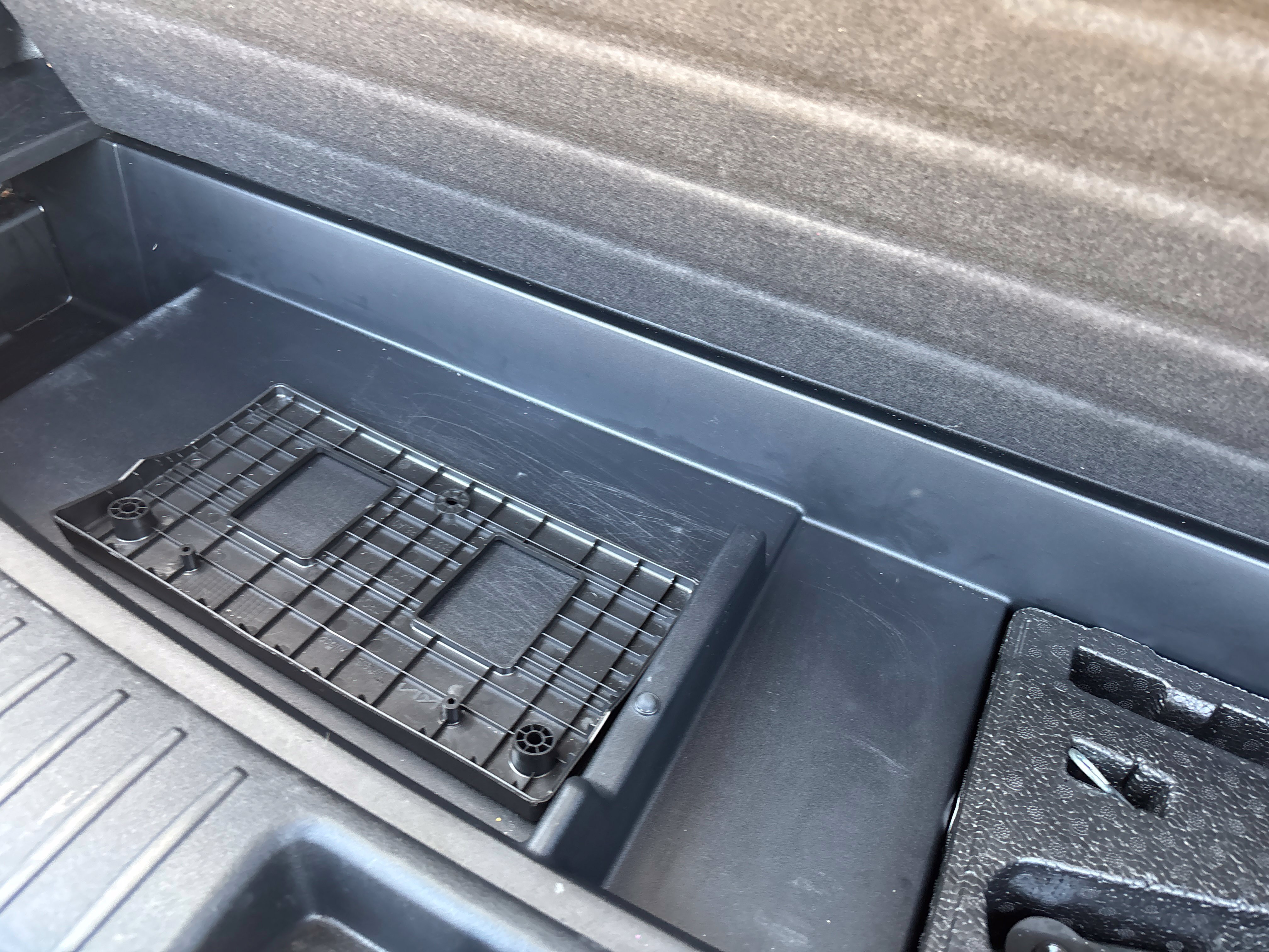 Used 2024 Kia Sorento S w/ Panoramic Sunroof Package FWD image 11