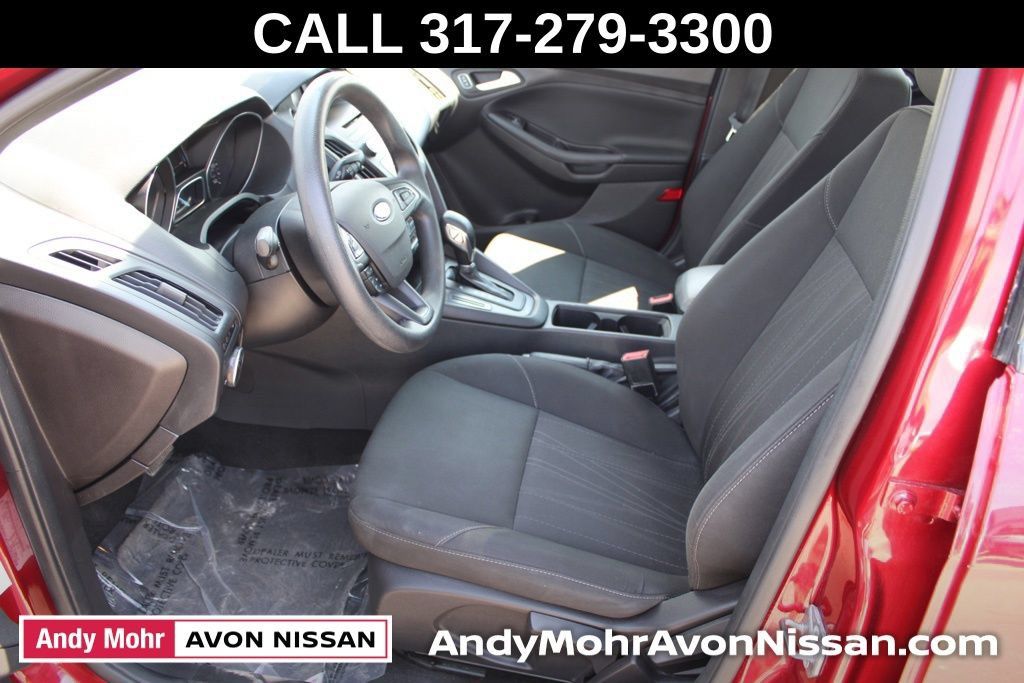 Used 2017 Ford Focus SE FWD image 14