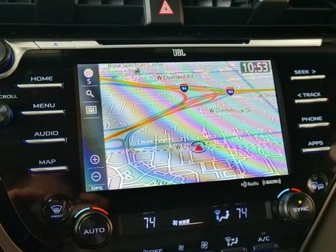 Used 2020 Toyota Camry XSE image 21