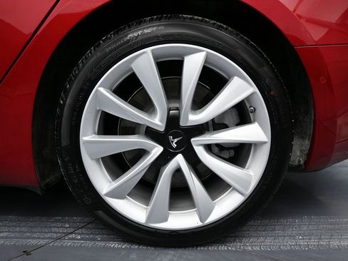 Used 2020 Tesla Model 3 Long Range image 11