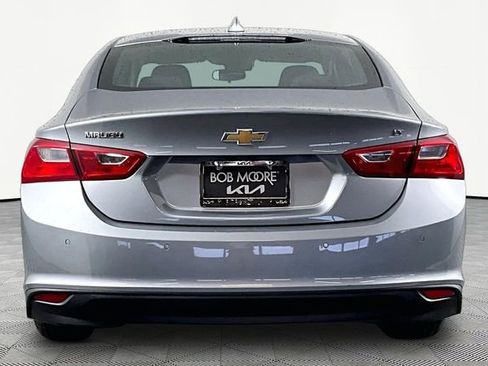 Used 2024 Chevrolet Malibu LT FWD image 5
