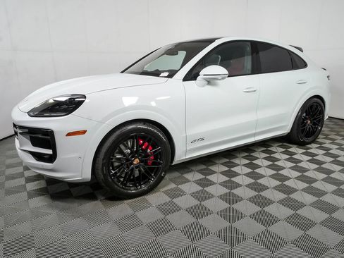 New 2026 Porsche Cayenne GTS AWD/4WD image 2