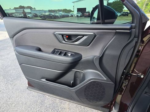 Certified 2026 Subaru Forester Premium AWD/4WD image 22