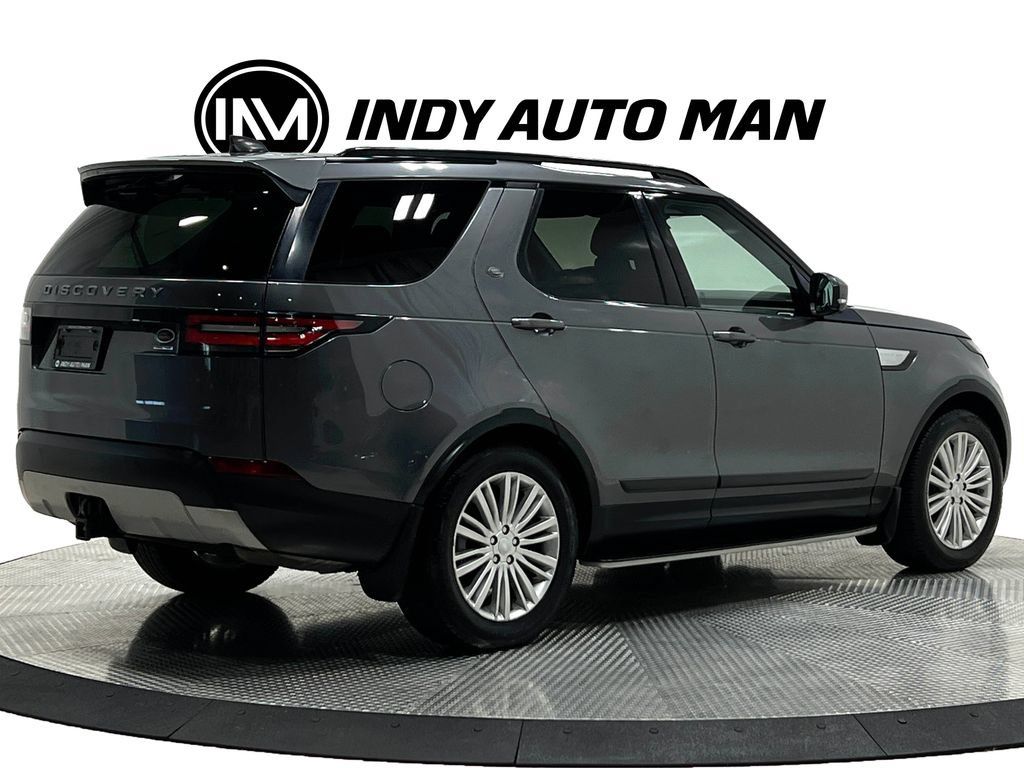 Used 2018 Land Rover Discovery HSE AWD/4WD image 4