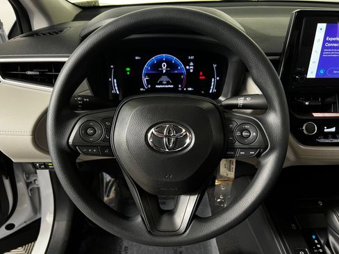 Used 2026 Toyota Corolla Cross L FWD image 14