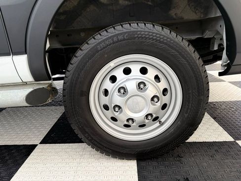 Used 2023 Ford Transit 250 Low Roof AWD w/ Exterior Upgrade Package image 10