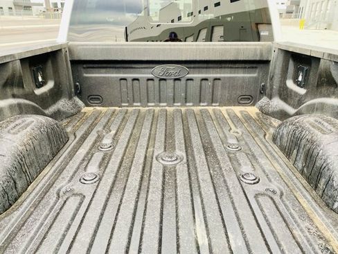 Used 2024 Ford F350 Platinum w/ Tremor Off-Road Package image 12