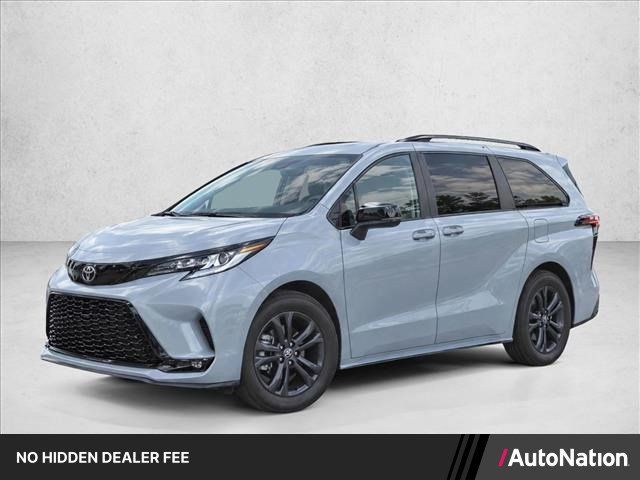 Used 2026 Toyota Sienna XSE AWD/4WD image 1