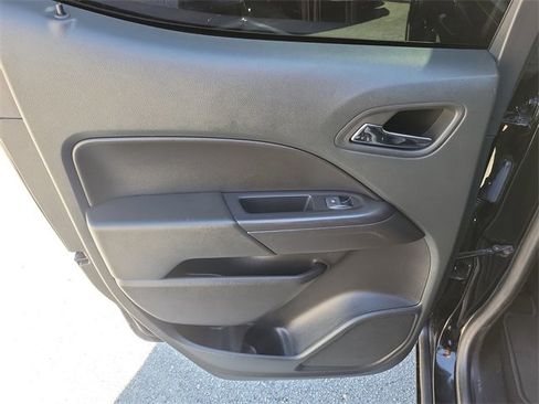 Used 2022 Chevrolet Colorado LT image 10