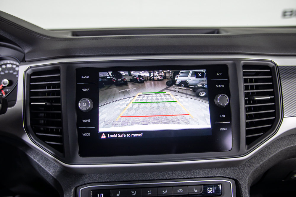 Used 2021 Volkswagen Atlas Cross Sport SE w/ V6 Towing Package FWD image 26