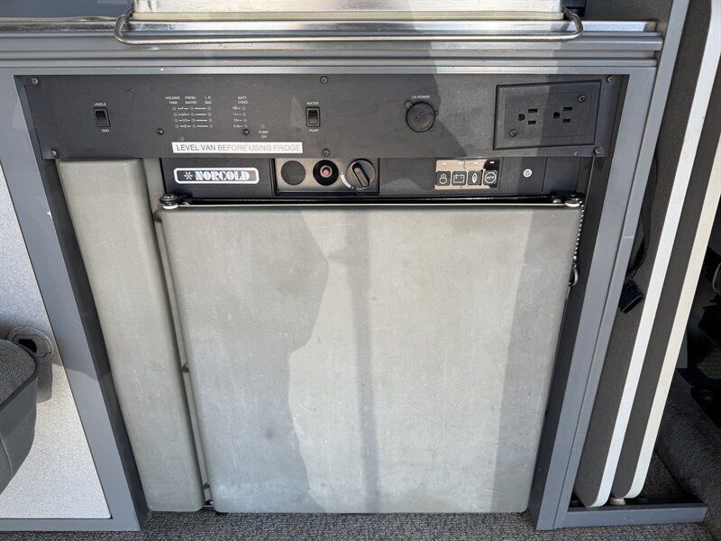 Used 1995 Volkswagen Eurovan Camper FWD image 33