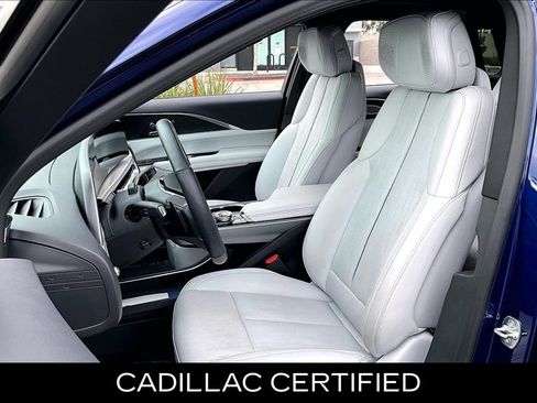 Used 2024 Cadillac Lyriq Luxury RWD image 9