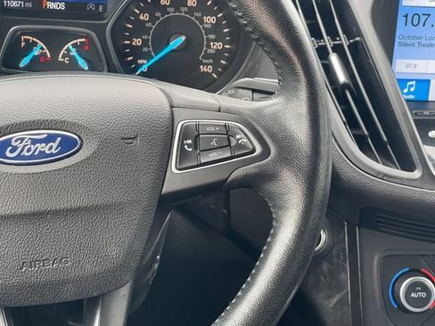 Used 2018 Ford Escape Titanium FWD image 16