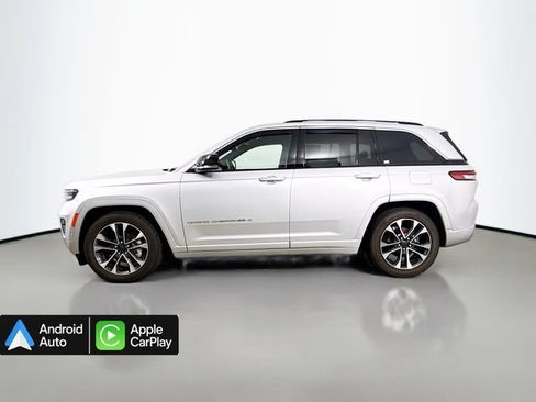 Used 2022 Jeep Grand Cherokee Overland AWD/4WD image 4