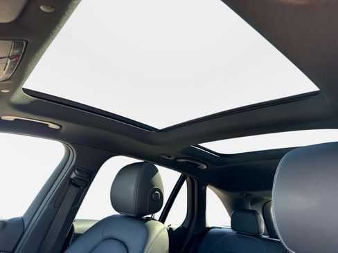 Certified 2022 Mercedes-Benz GLC 300 300 w/ Multimedia Package Lite image 23