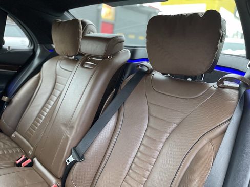 Used 2018 Mercedes-Benz S 560 4MATIC Sedan image 25