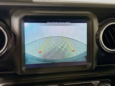 Certified 2022 Jeep Wrangler Unlimited Sahara image 23