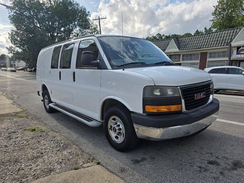Used 2014 GMC Savana 2500 RWD image 7