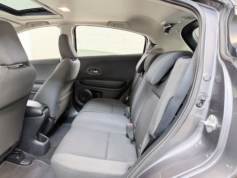 Used 2022 Honda HR-V EX image 18