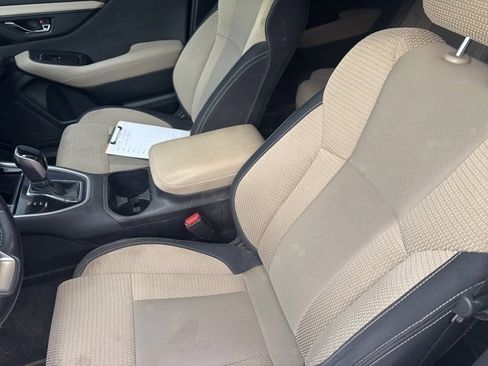 Used 2024 Subaru Outback Premium image 9