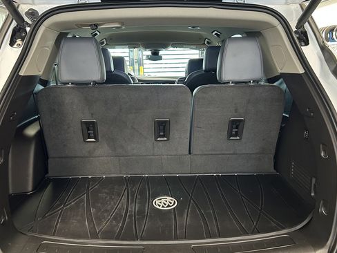 Used 2019 Buick Enclave Premium image 15